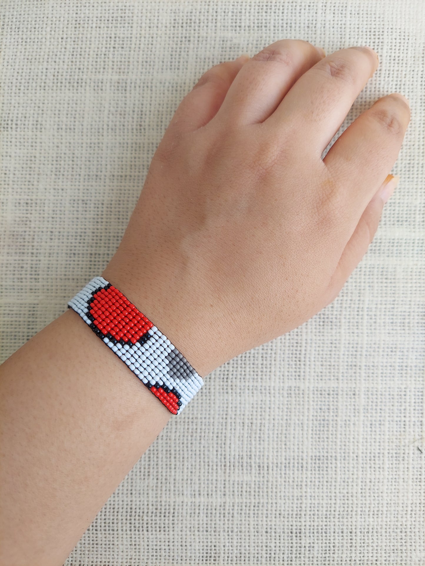 Snowberry Bead Loom Bracelet